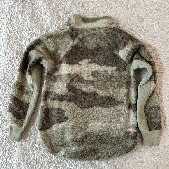 Abercrombie & Fitch Fleece Pullover - Picture 3 of 3